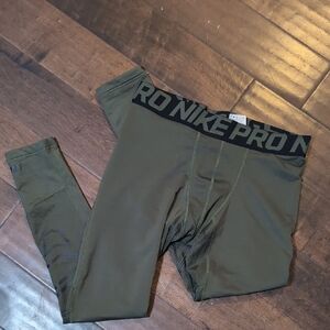 Nike Pro Dark Green Leggings